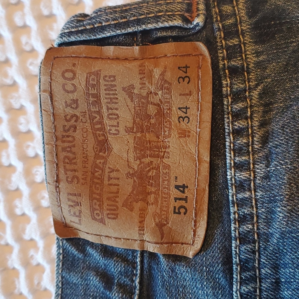 Levi's - Picture 2 of 14
